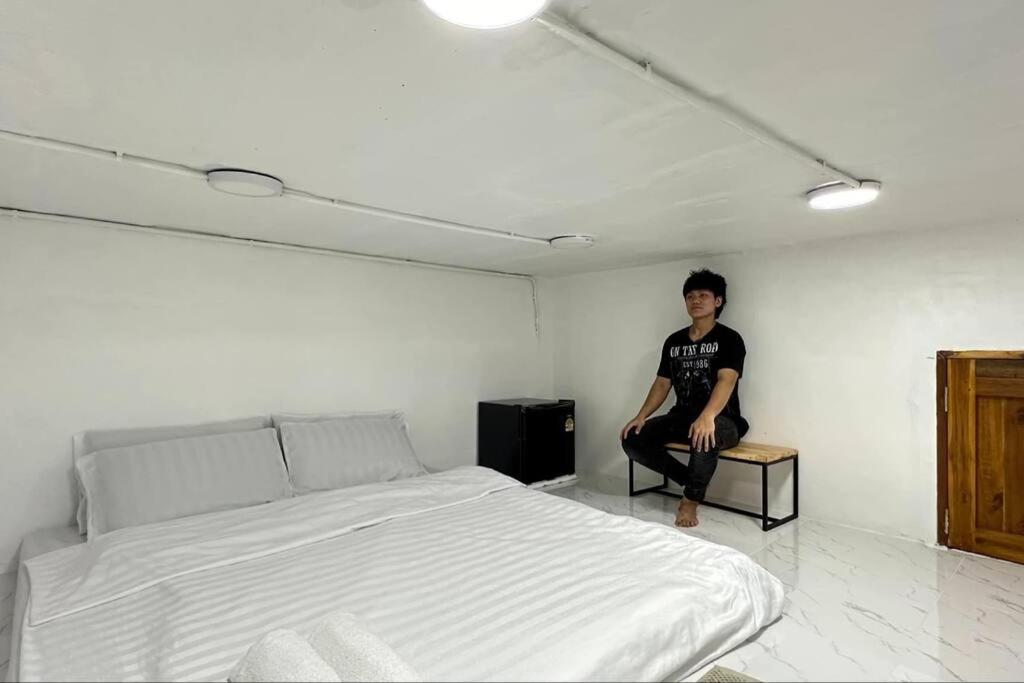 Megun Capsule 150 Cm Apartment Bangkok Exterior foto
