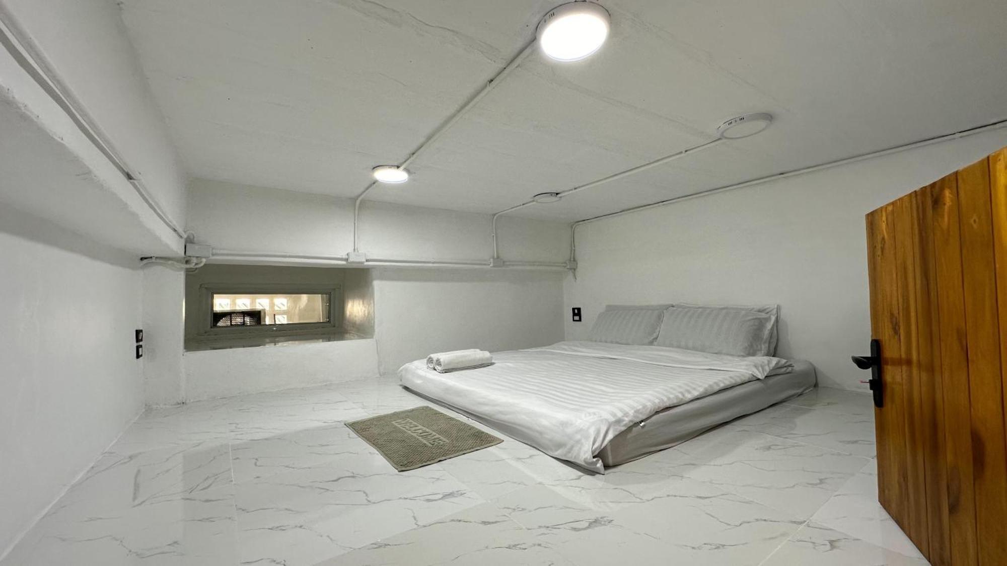 Megun Capsule 150 Cm Apartment Bangkok Exterior foto